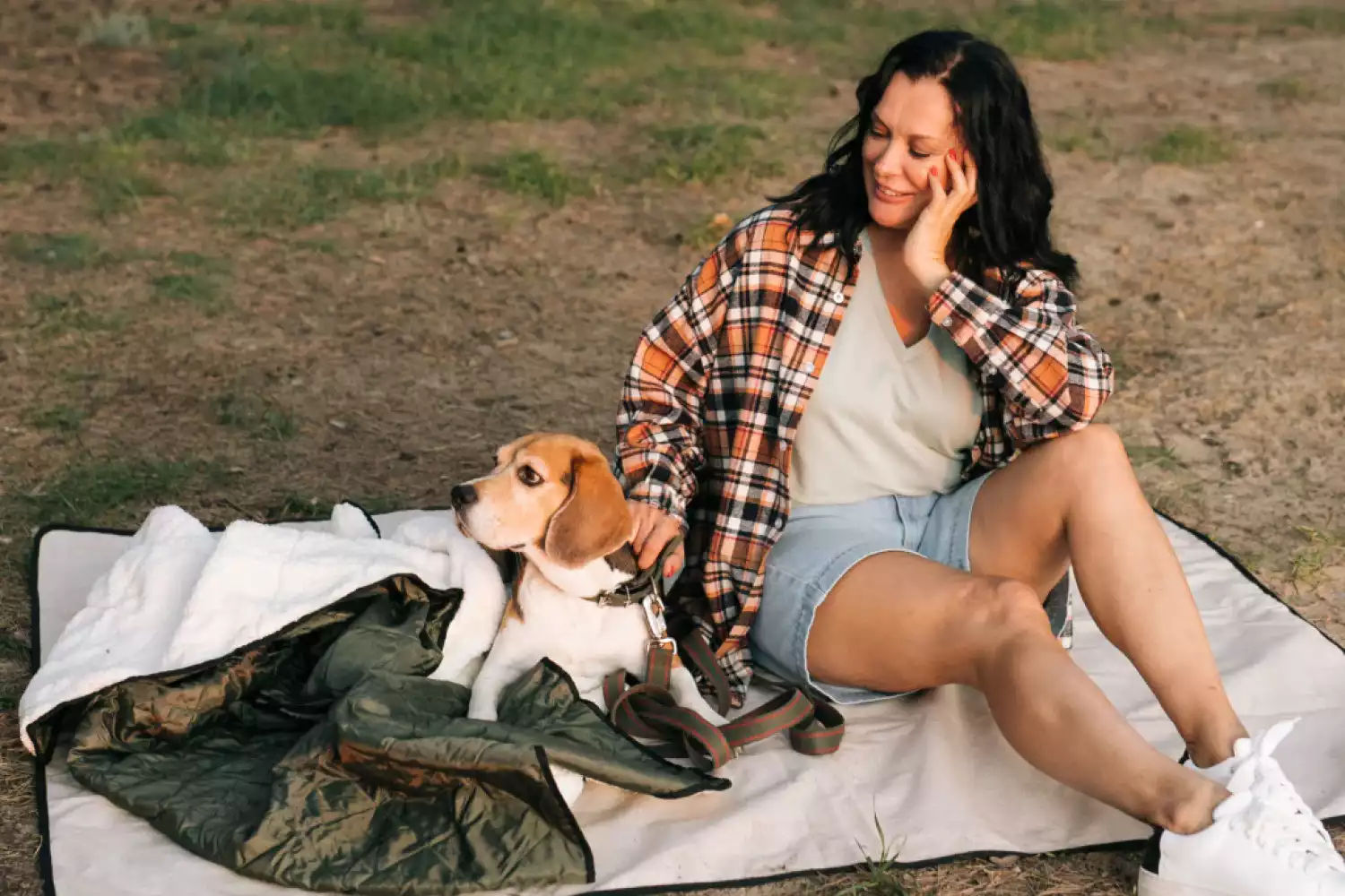 small waterproof picnic blanket